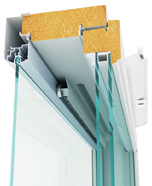 suodatinpalkki välitilassa ikkunan yläkarmissa